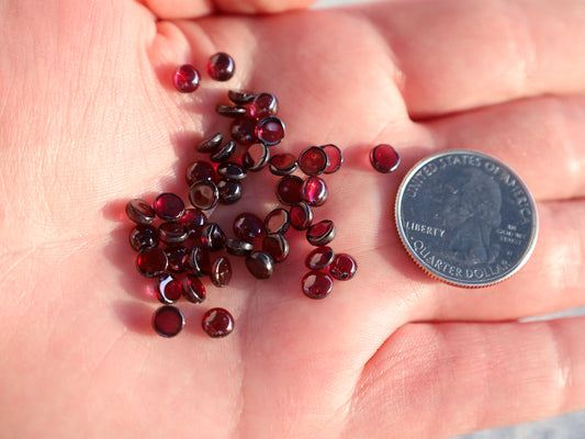 Rhodolite Garnet 5 MM Cabochon